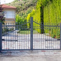 Garage Door Repairer