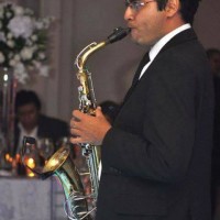 Bodas El Salvador con musica moderna HarrySax