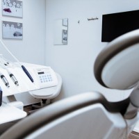 The Dental & Implant Centre