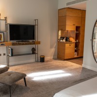 Lincoln Plaza London Curio Collection by Hilton