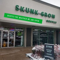 Skunk Grow Supply