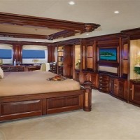 Miami International Yacht Sales